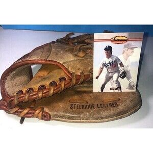 MacGregor Ron Cey model  Baseball Glove  RH throw youth size& ‘93 Ron Cey Card